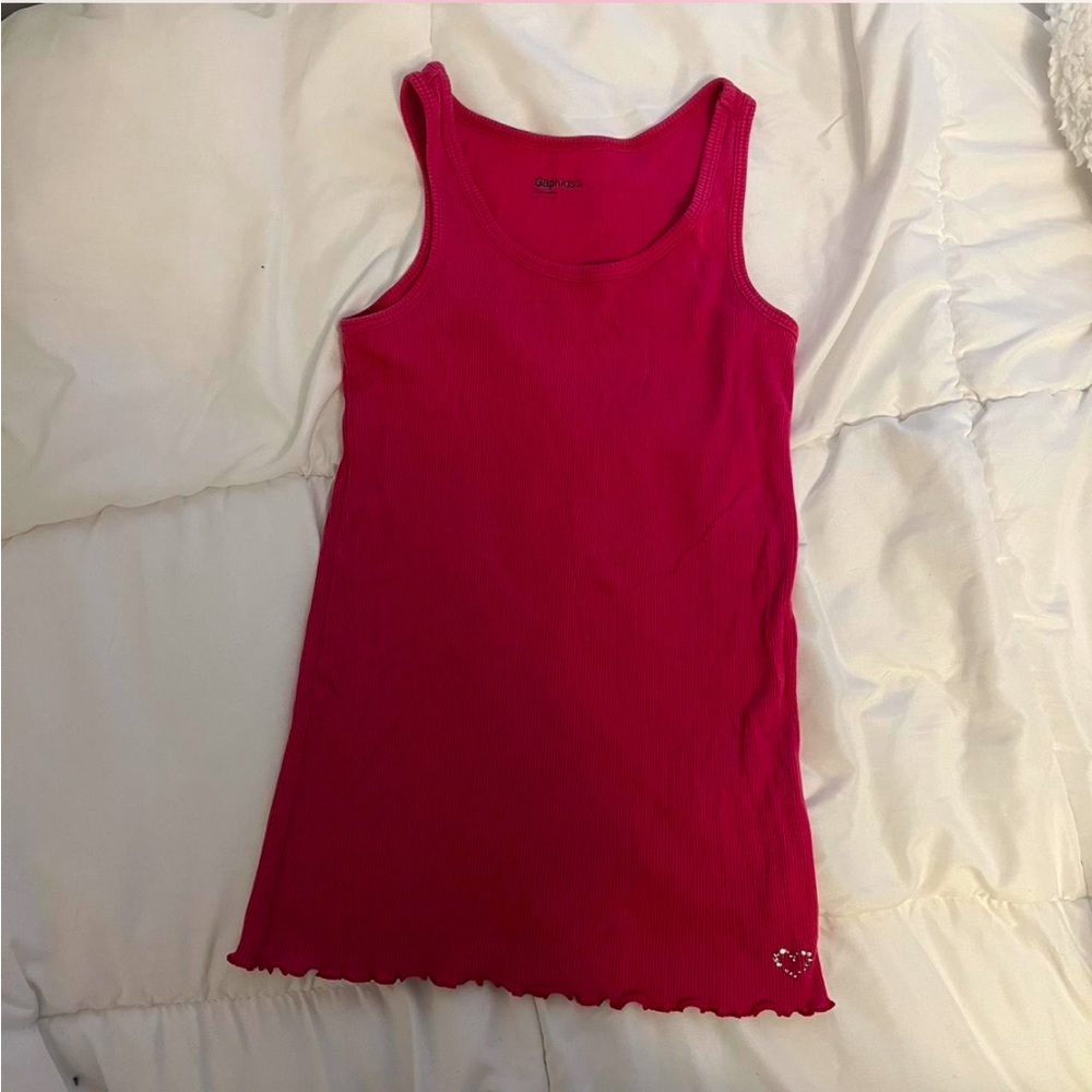 Hot pink tank top. Gap kids; size XL.